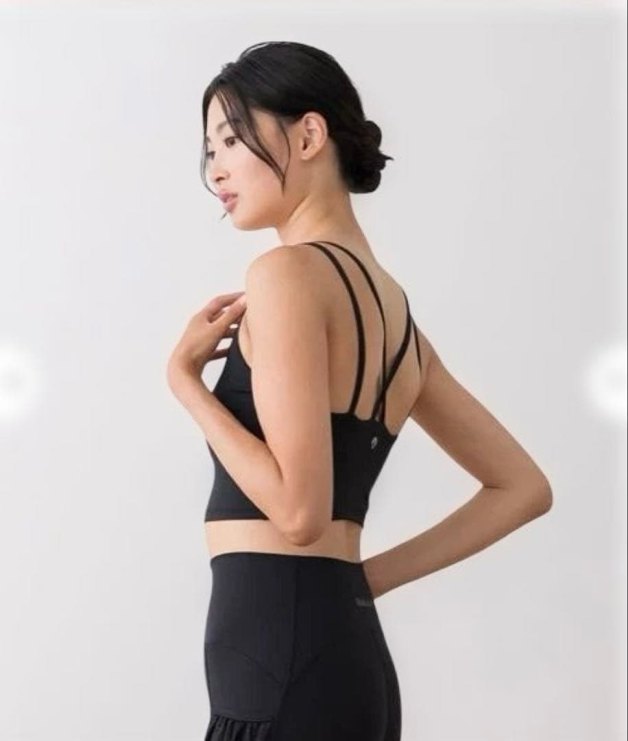 スカーラ　ブラトップ付きフラワーレーストップス　ブラック　S