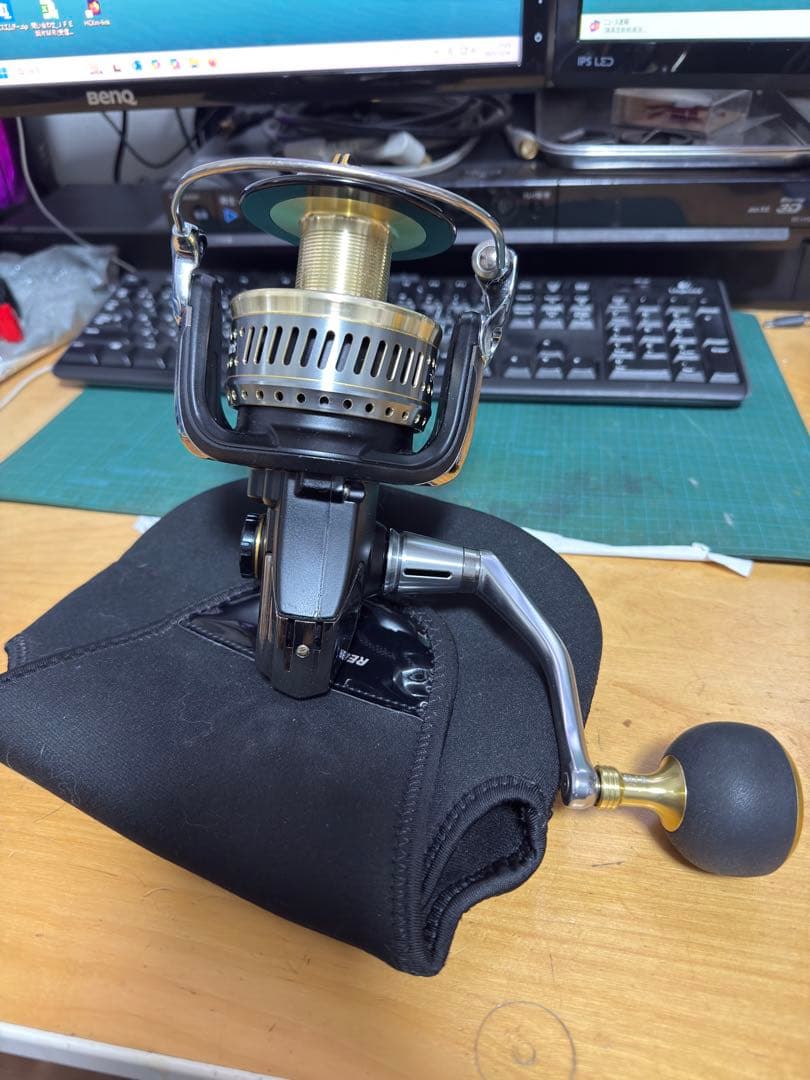 シマノ　13ステラSW18000HG　SOMスプール、ノブ付き!!