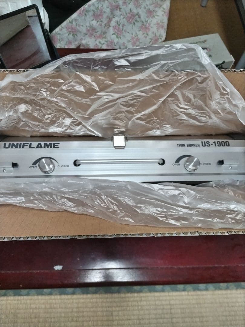 UNIFLAME US−1900 TWIN BURNER