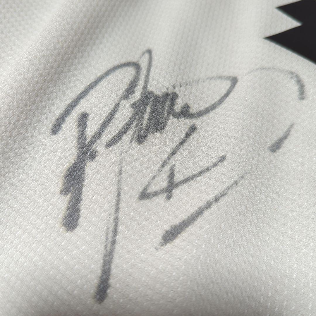 マンチェスターユナイテッド　サイン入りユニフォーム