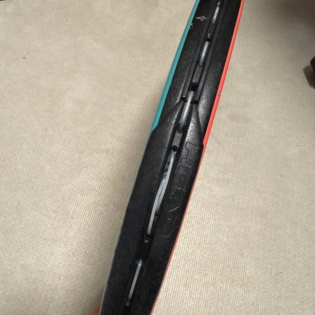 テニスラケットHEAD GRAVITY