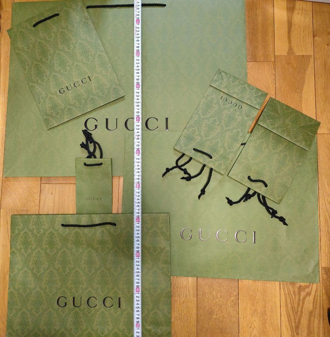 紙袋　ギフト　プレゼント　箱　box アクセサリー　グッチ　ヘビ　蛇　へび　収納
