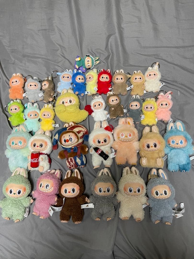 ラブブ　引退品　まとめ売り　赤字　シークレット　popmart バラ売り不可