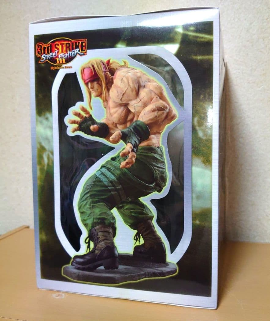 エンブレイズジャパン ストリートファイター アレックス 1/8 フィギュア