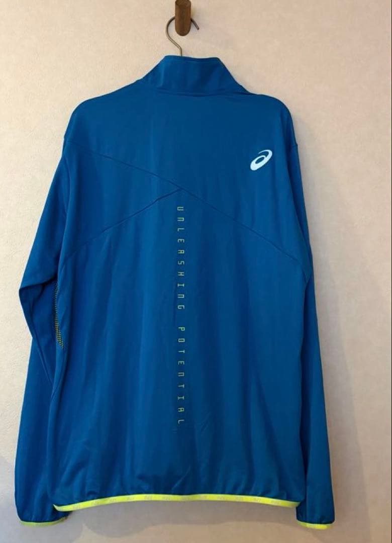 asics A77 トレーニングジャケットパンツセット　ハーフパンツ付き　ブルー
