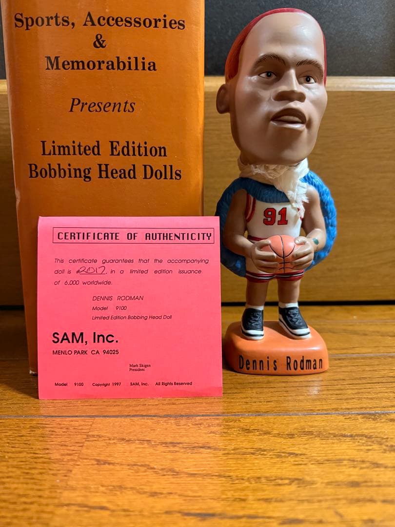 Dennis Rodman ボビングヘッド レッド 1997 限定6000体