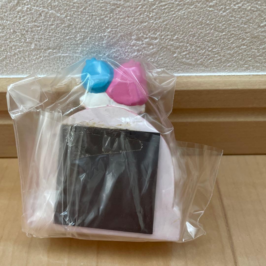 新品　リトルツィンスターズ　キキララ マグネット　置物　陶器