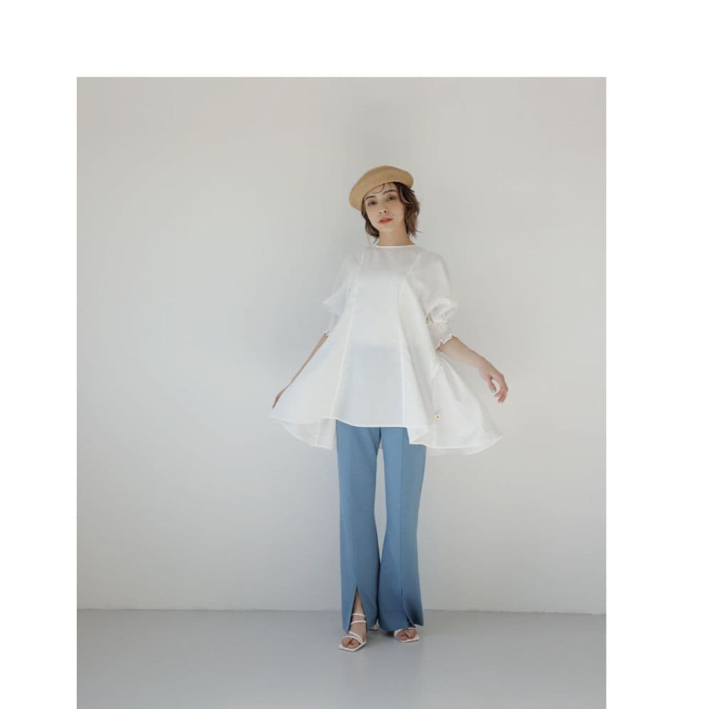 Naptime パフスリーブフレアブラウス ホワイト