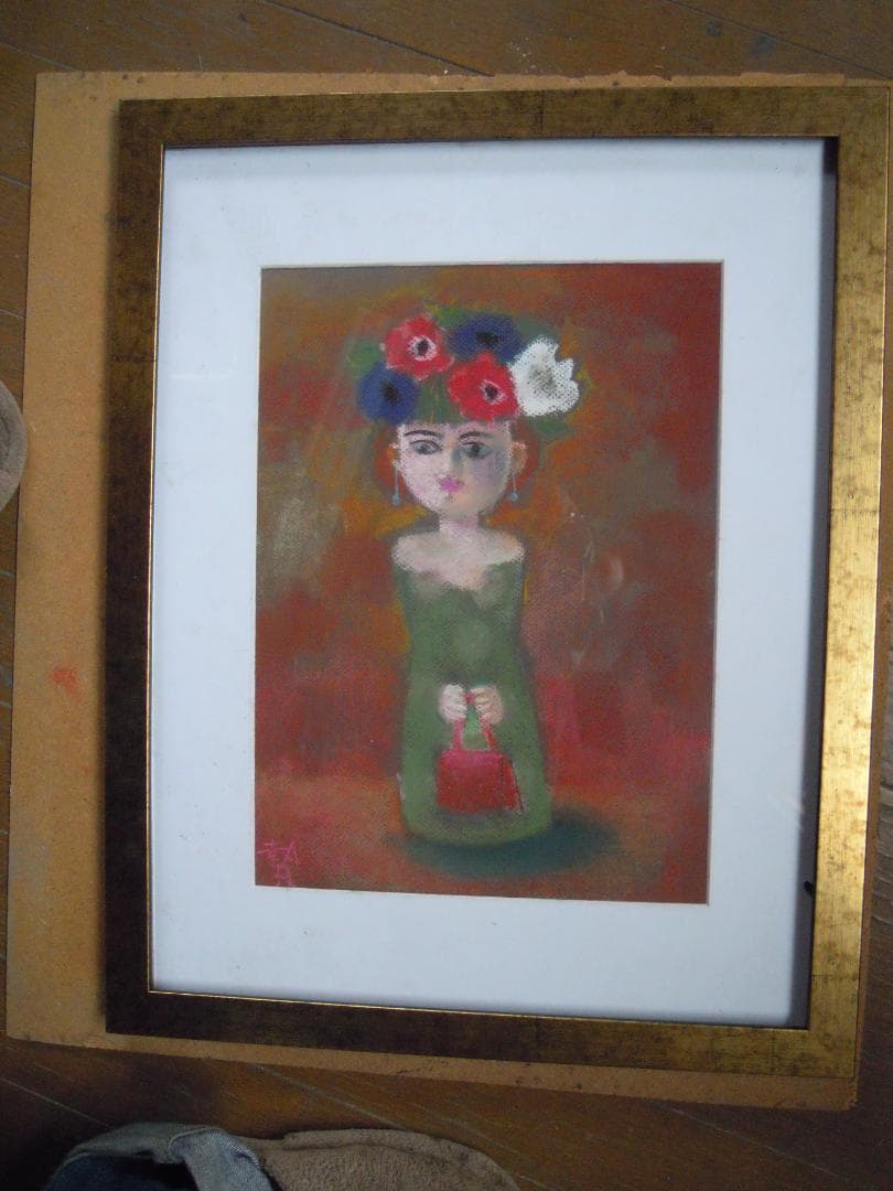 赤いバックの少女