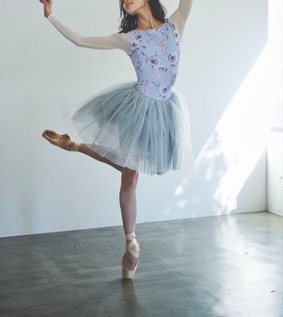 スティナ　レオタード　サイズp stina 長袖