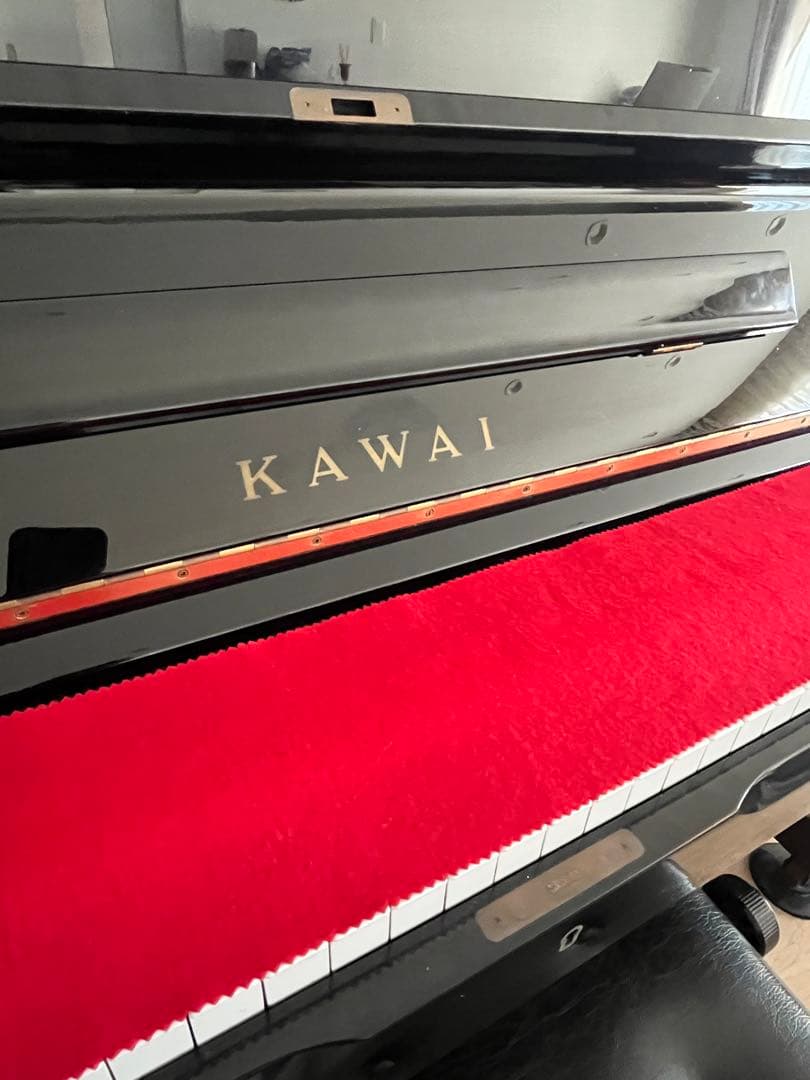 KAWAI アップライトピアノ 黒色