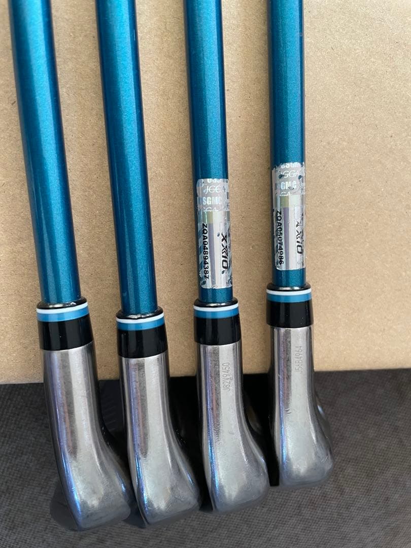 大人気モデル12代目ゼクシオ XXIO12 レディースアイアンセット 7本ブルー