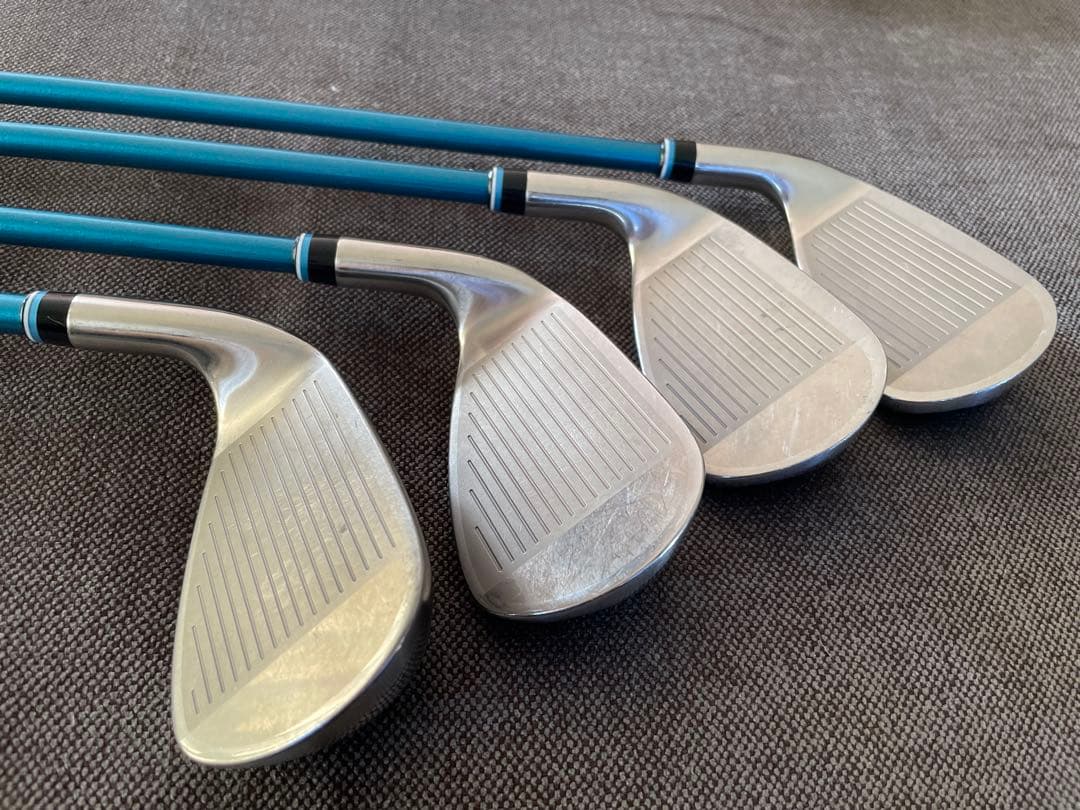 大人気モデル12代目ゼクシオ XXIO12 レディースアイアンセット 7本ブルー