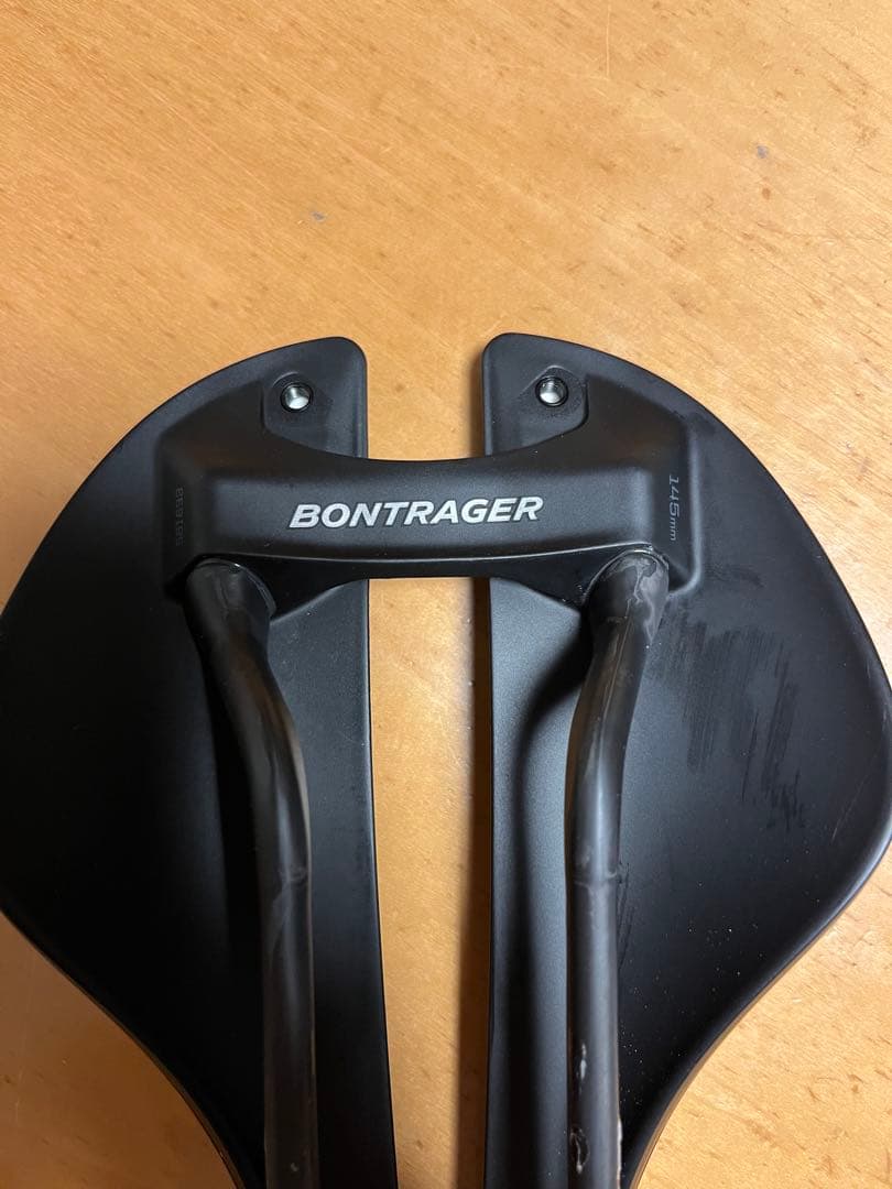 ボントレガー Aeolus Pro サドル　145mm