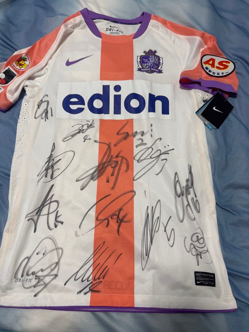 サンフレッチェ広島 Newcastle United サイン入りMサイズ