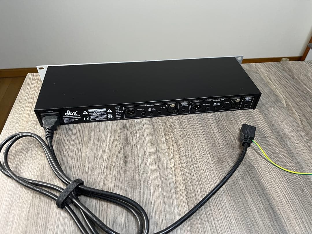 dbx 266xs ステレオコンプレッサー