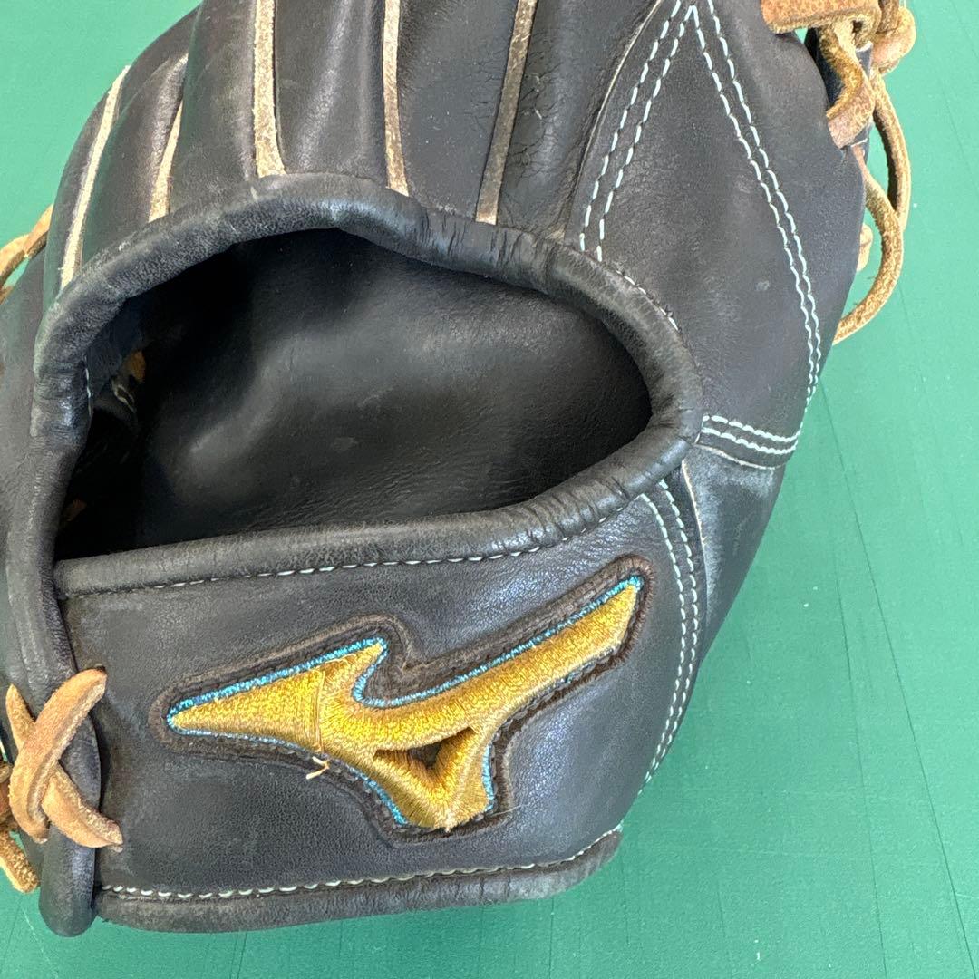 Mizuno 硬式グローブ 黒 レザー　限定モデル　内野手用