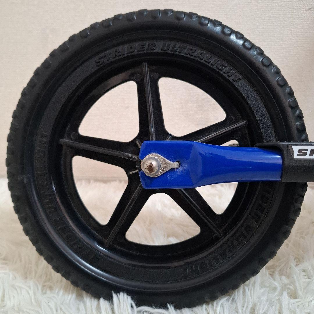【極美品】STRIDER ストライダー スポーツモデル 12インチ ブルー