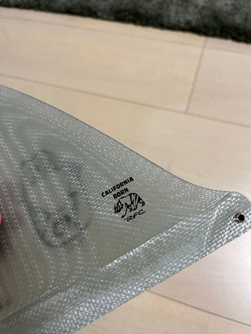 希少トラビスレイノルズ　VOLAN サーフボードフィン　シングルフィン