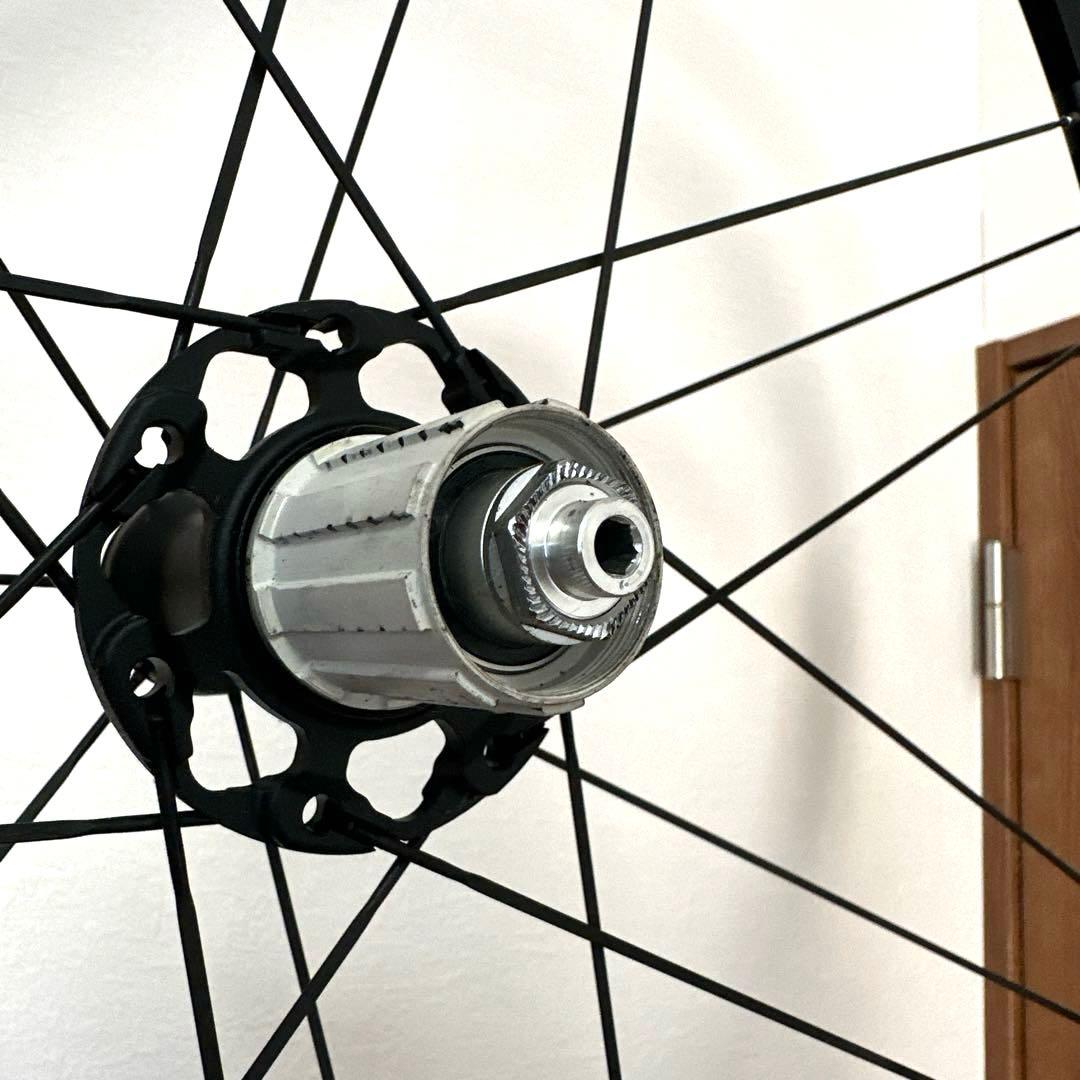 低走行　カンパニョーロ　ゾンダc17 シマノフリー　タイヤ　P ZERO 4S