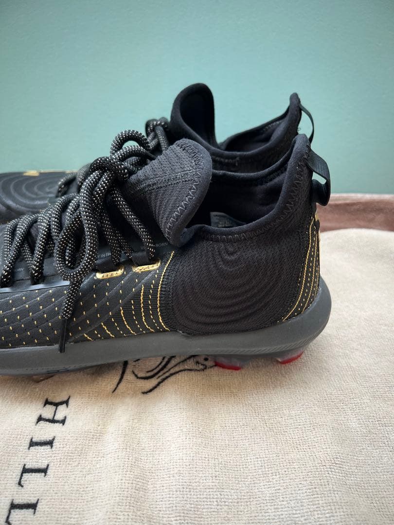 【新品】アンダーアーマー　野球スパイク　ハーパーモデル　27cm