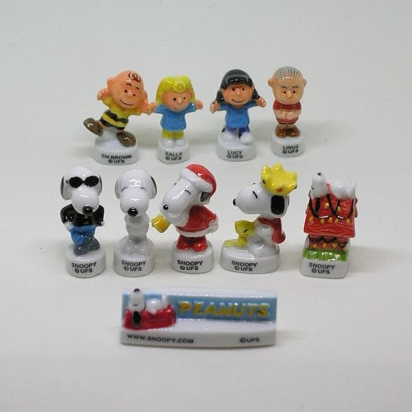 Snoopy（スヌーピー）のフェーヴ／全10個／2003年／ポースレン製