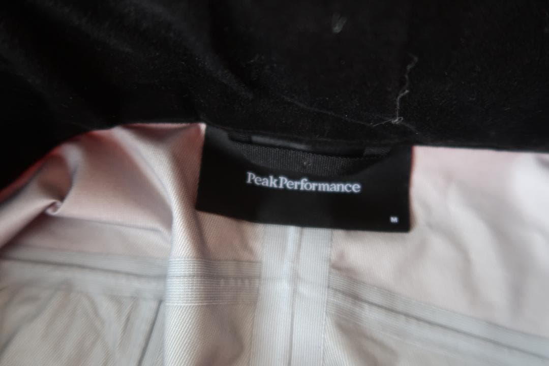 ピークパフォーマンス Gravity ３L上下 ジャケットⓈ パンツⓂ