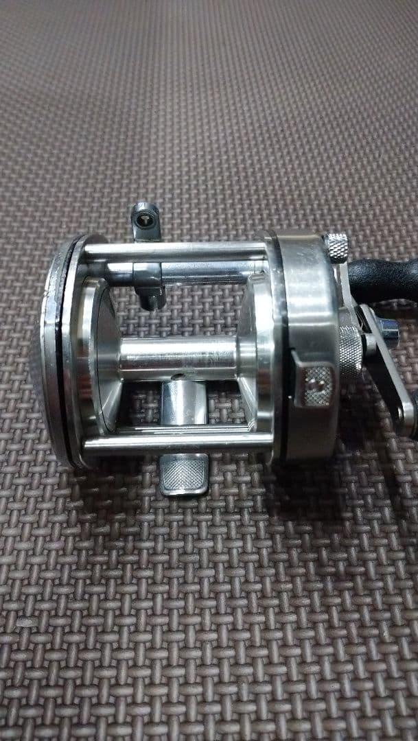 シマノ Bantam500 1000L バンタム リール