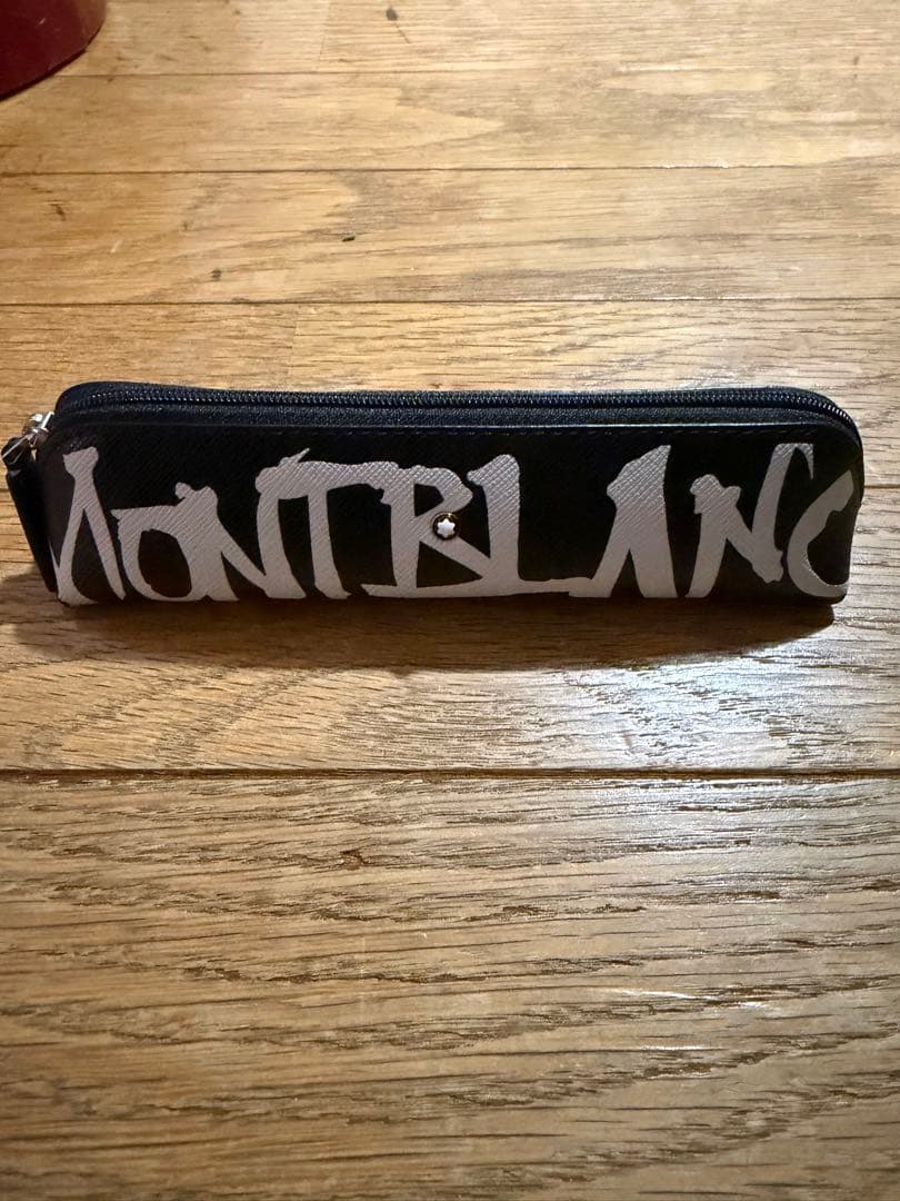 MONTBLANC ペンケース 黒/白