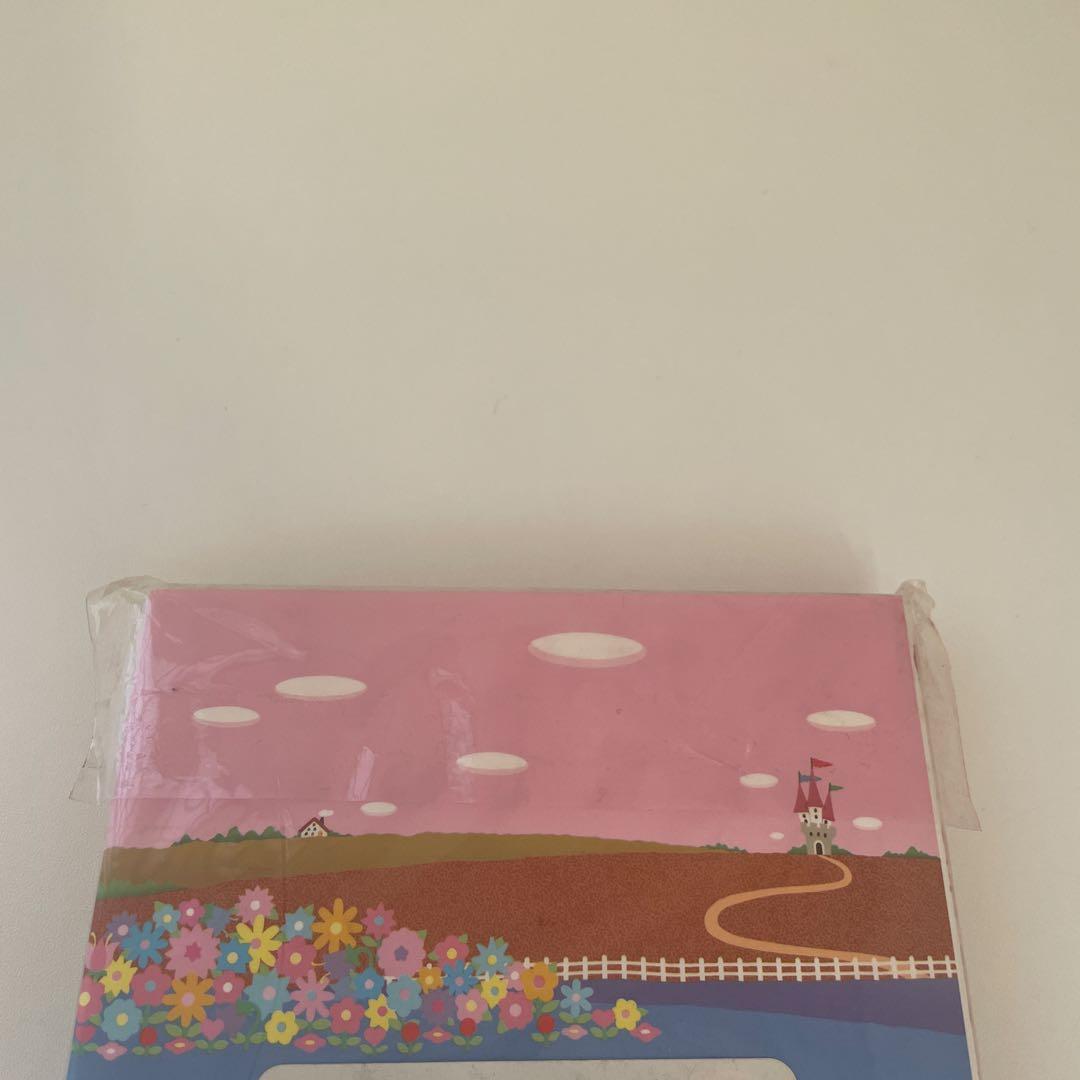 いちごの王さまのメッセージ サンリオ