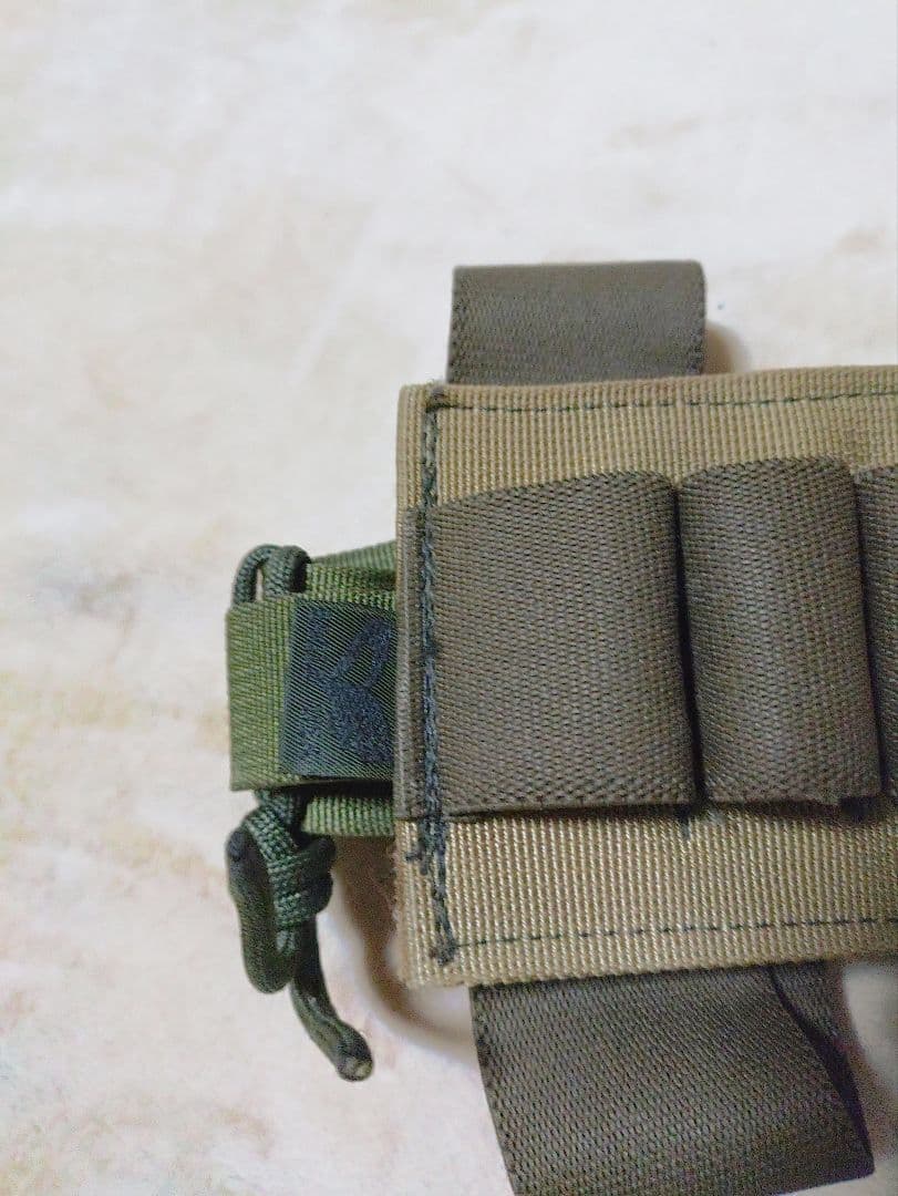 EAGLE INDUSTRIES TACTICALストック用。拳銃マグアーム用