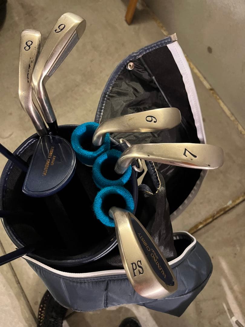 VALENTINO CHRISTY SPORTレディースゴルフバッグ 9本セット