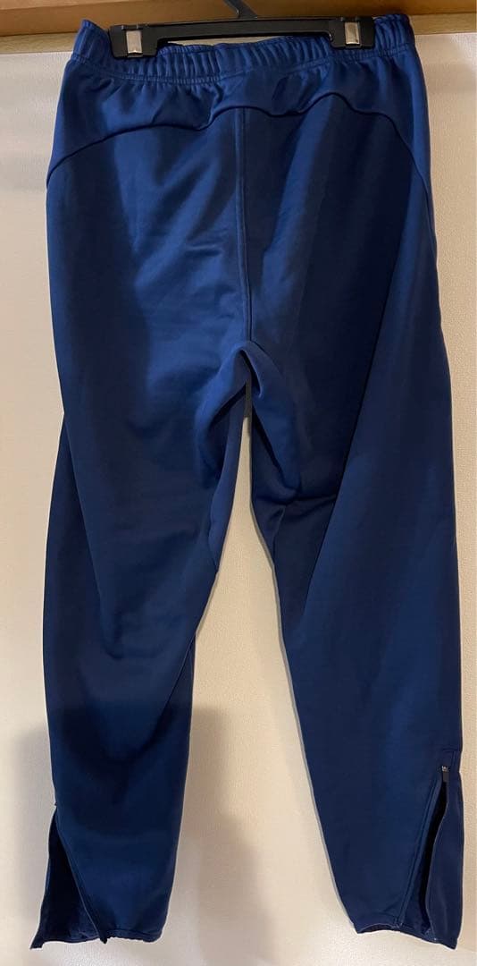 アスレタ スポーツウエア 上下 ピステ 防寒 シャカシャカ