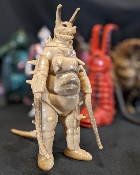 帰ってきたウルトラマン＆登場怪獣（バンダイ）ソフビ10体セット＋３