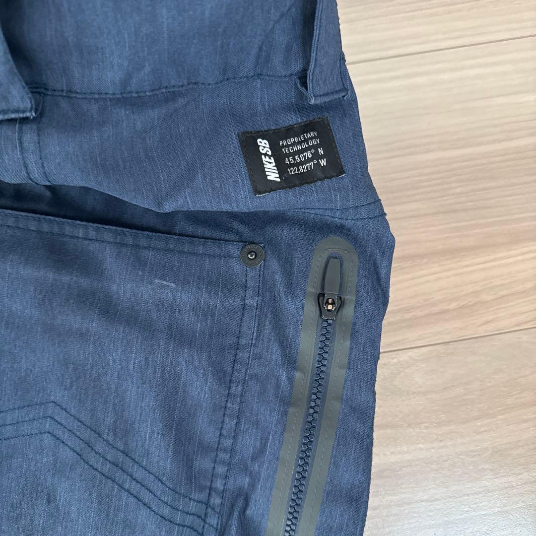 セール　NIKE SB スノーボード　ウェア　ナイキ　