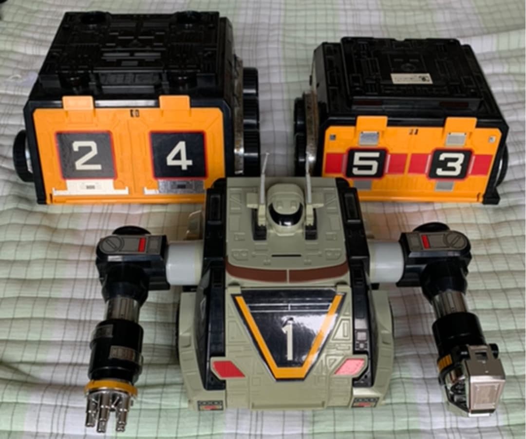 バンダイ製激走合体ロボットDRRV