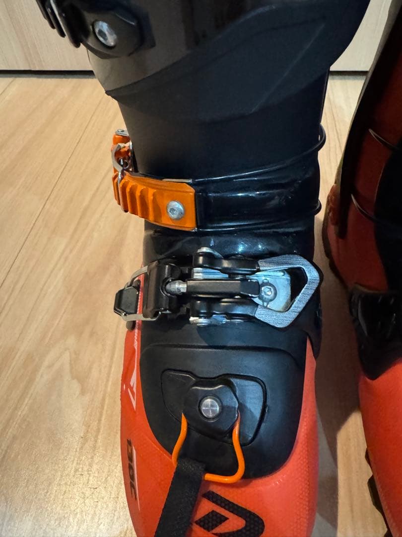 DALBELLO Lupo 130C ダルベロ ルポ　バックカントリー スキー靴