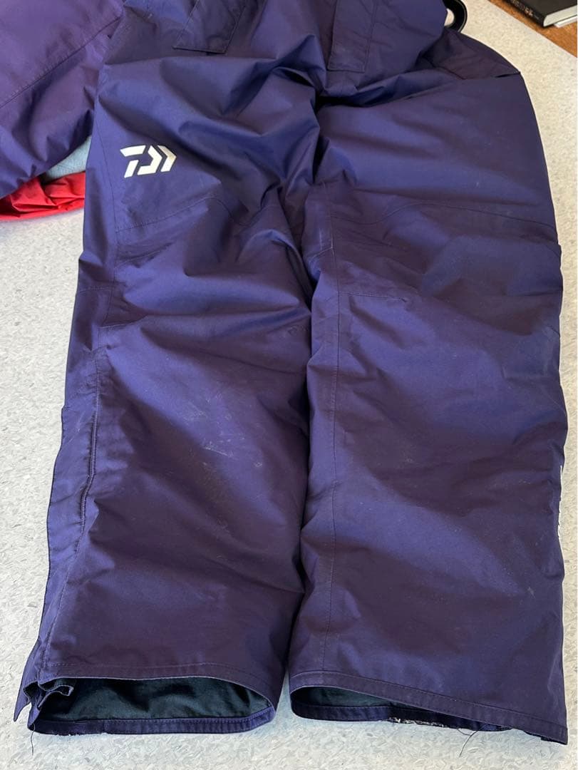ダイワ 防寒 フィッシングウエア キャスティングジギングDW-1300 魚釣り