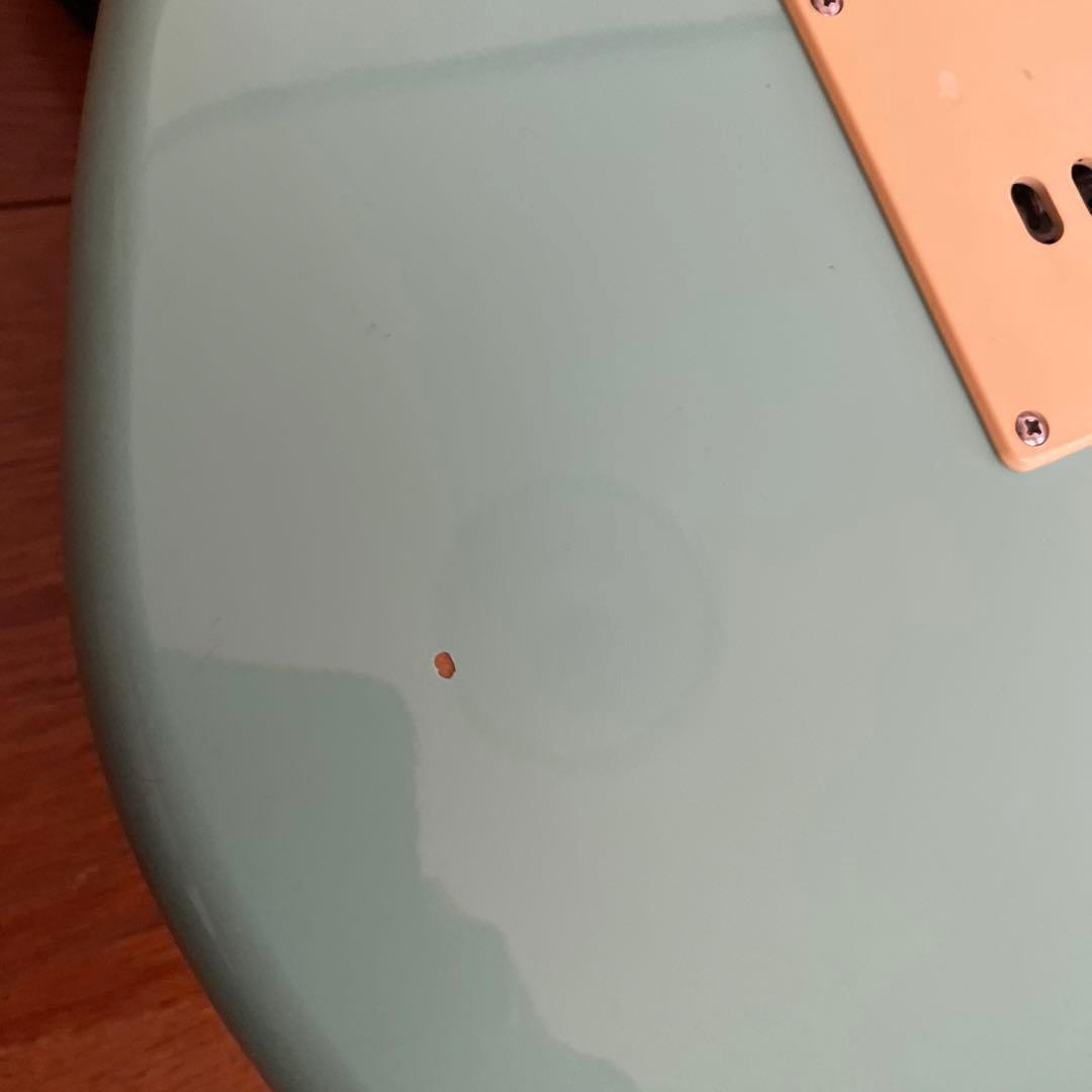 スクワイヤー　サーフグリーン　ストラトキャスター