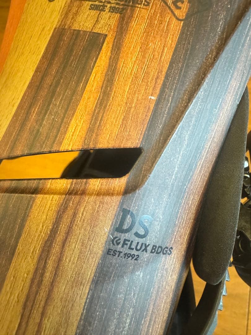 FLUX DS 30周年限定モデル　 ビンディング Lサイズ