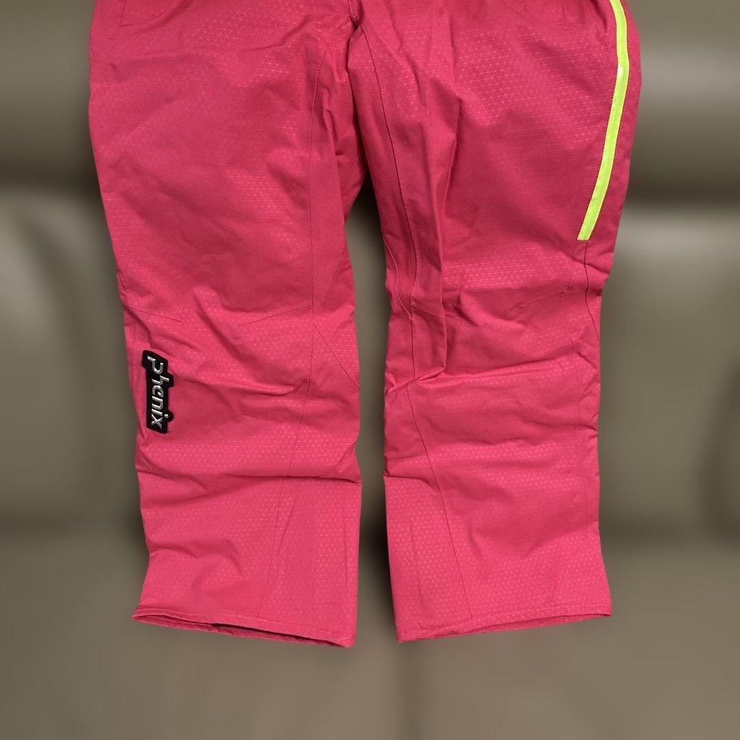 レディース　スキーウェアー