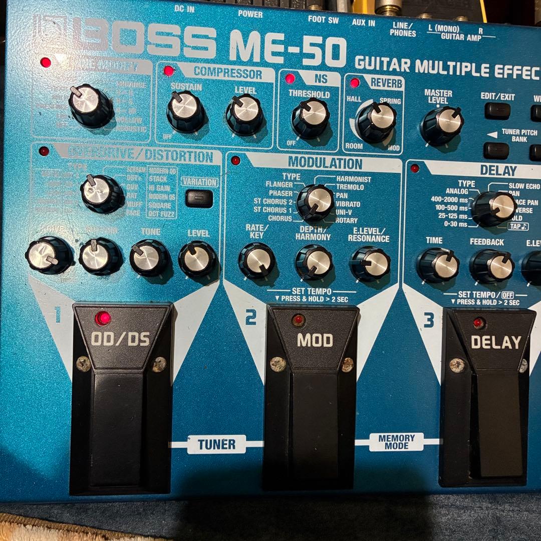 完動品　BOSS ME-50 マルチエフェクター