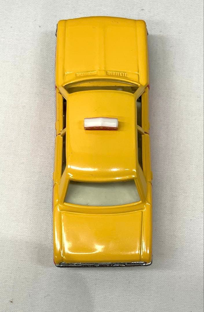 トミカ クラウン タクシー No.28 黒箱