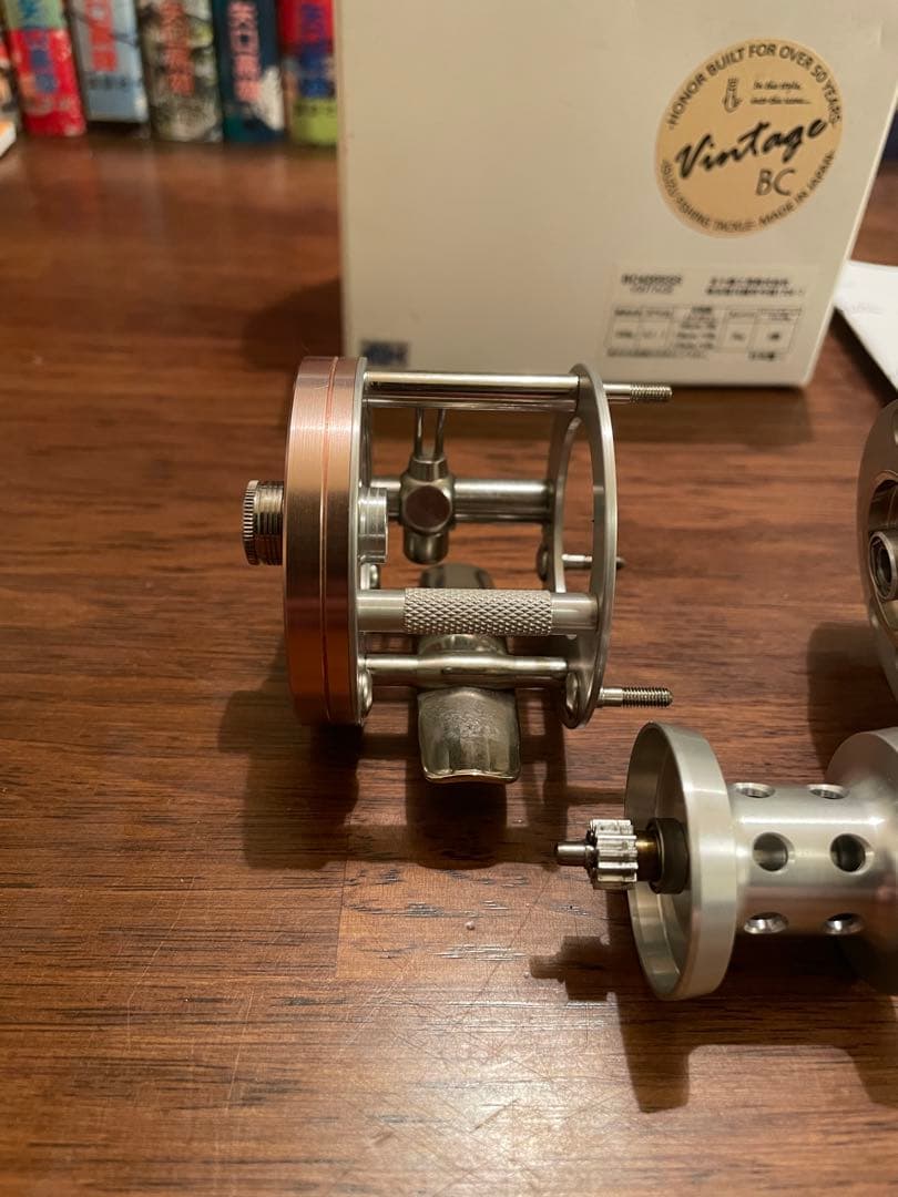 ヴィンテージ420SSS(五十鈴工業)、マイクロキャストスプール(アベイル)