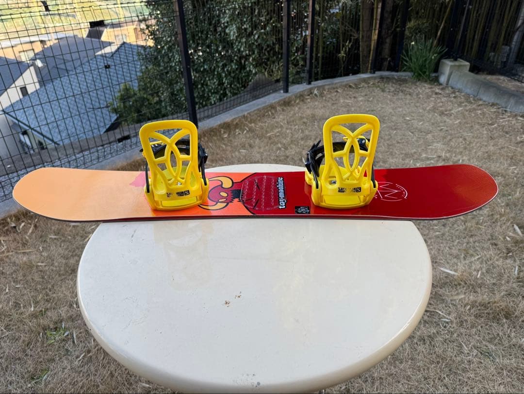 中古美品 SALOMONキッズスノーボード3点