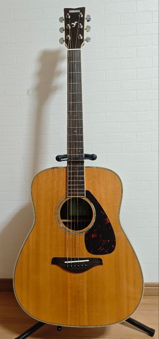 YAMAHA ヤマハ FG830 アコースティックギター ハードケース+弦付き