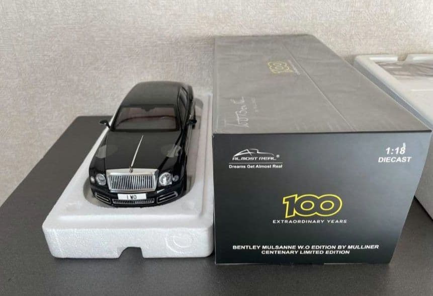 Almost Real 1/18 ベントレー ミュルザンヌ 100周年記念モデル