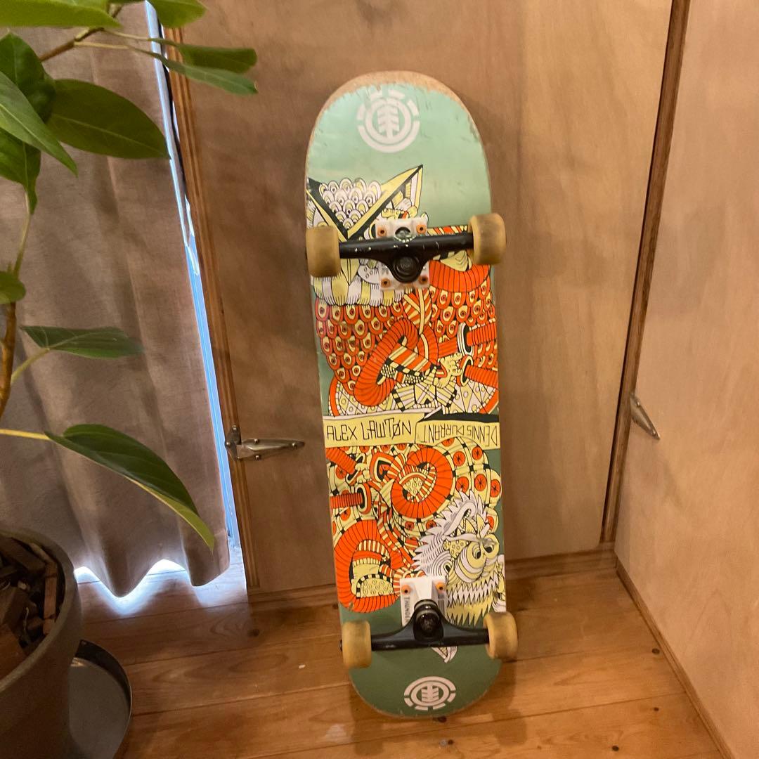 エレメント サイアミーズ スケートボードデッキ コンプリートデッキ スケボー