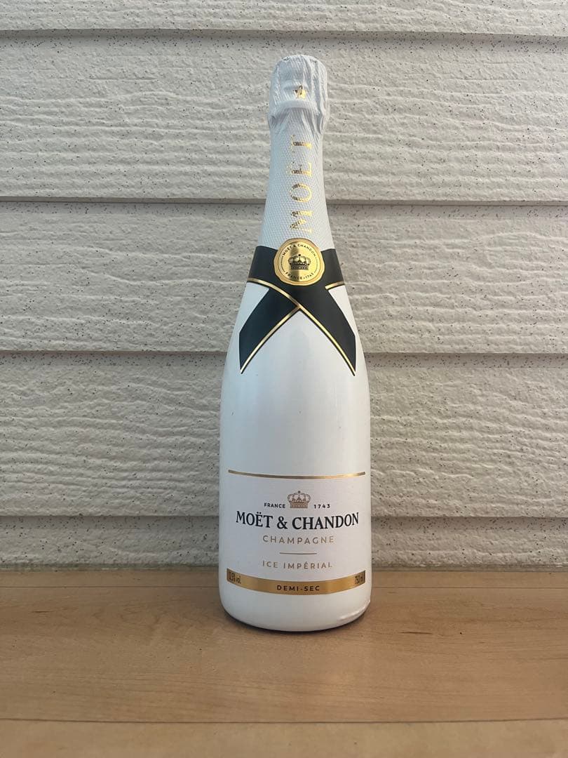 モエアイスMOET & CHANDON CHAMPAGNE