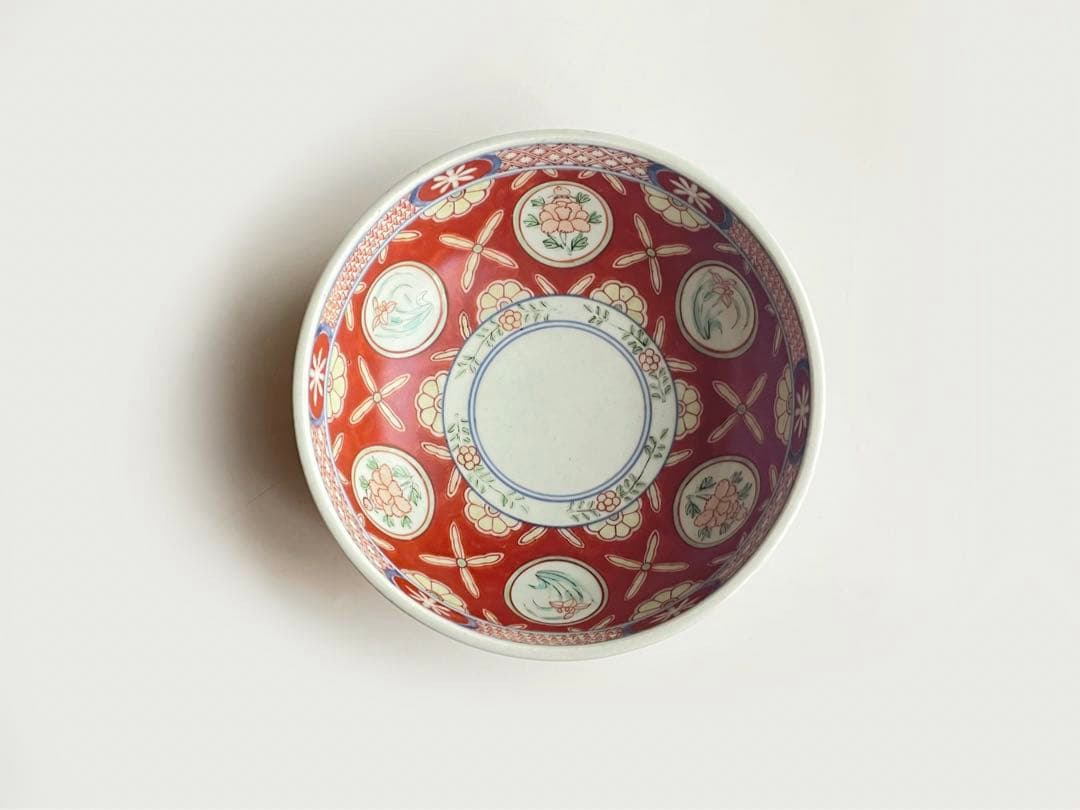 骨董　アンティーク　古伊万里　型物古伊万里　赤絵　色絵　窓絵　花文様　鉢　菓子鉢